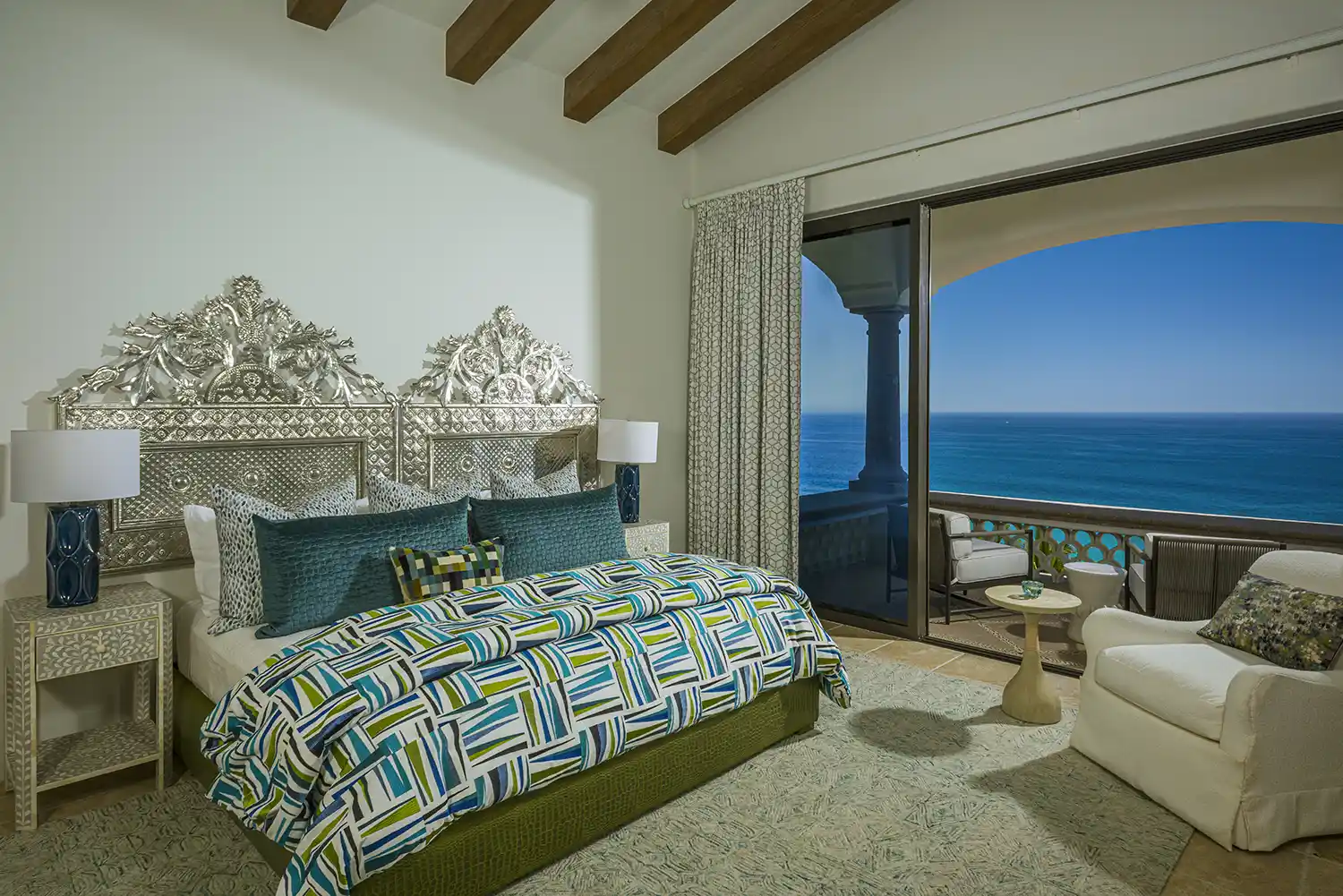 Custom Luxury Homes in Hacienda