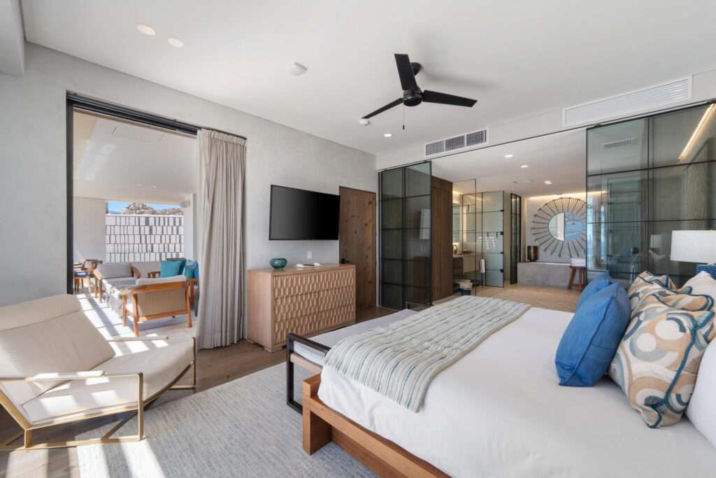 Hacienda CSL Hacienda Csl Situated in the heart of Cabo, this is a rare opportunity to acquire one of only four 4-bedroom residences of this floor plan on Médano Beach. Set within the oceanfront community of 1 Homes Cabo at Hacienda Beach Club & Residences Phase II, offers breathtaking ocean for sale